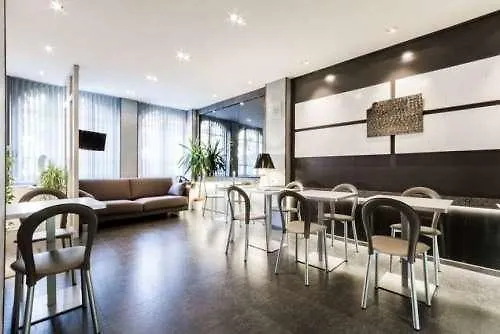 **  Camelia Hotell Paris Frankrike